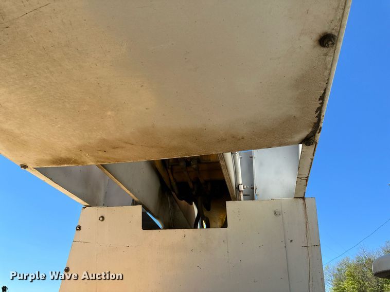 image for item GB9230 Drott 1500CC  crane