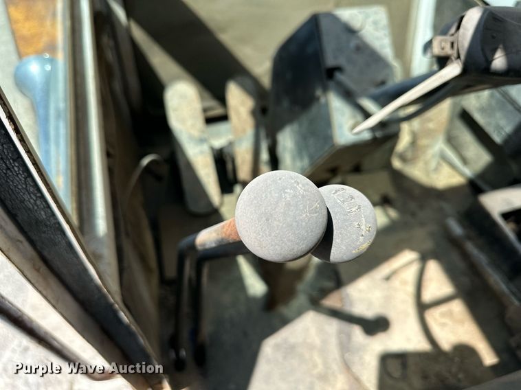 image for item GB9230 Drott 1500CC  crane