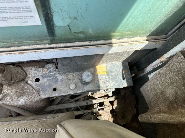 image for item GB9230 Drott 1500CC  crane