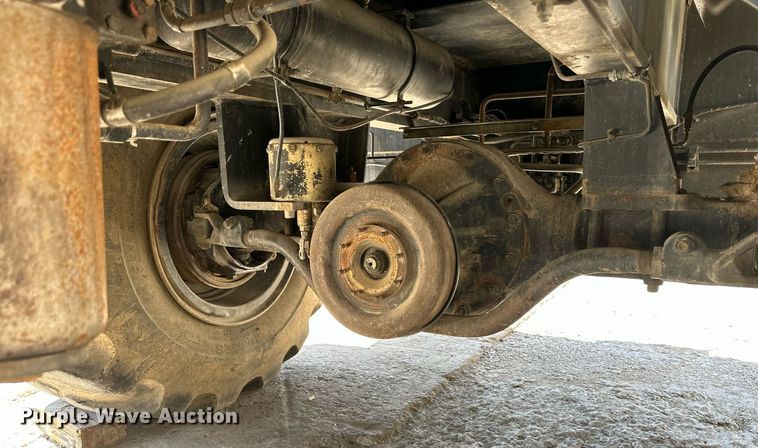 image for item GB9230 Drott 1500CC  crane