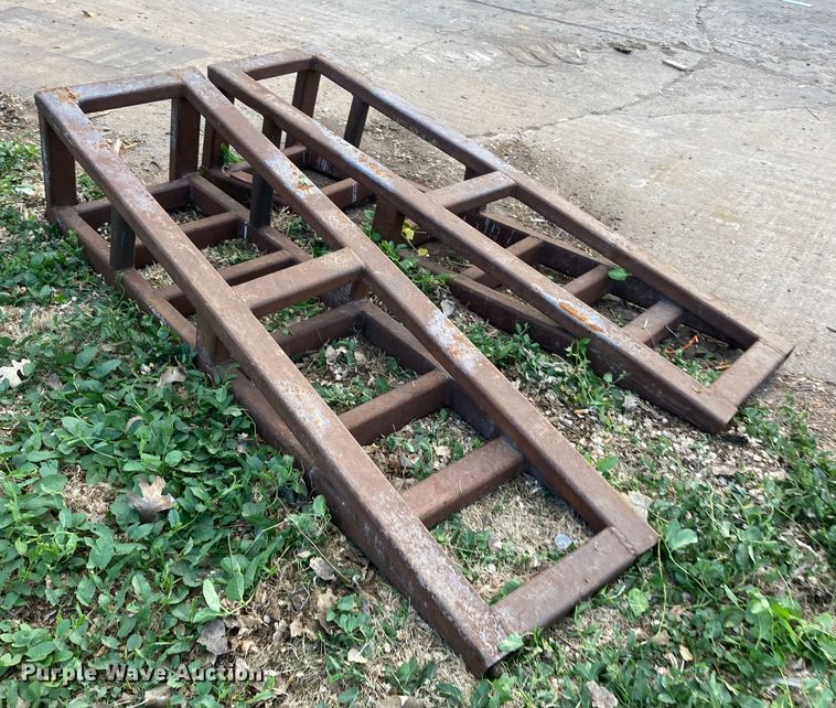 image for item HN9861 Gomaco TC400  texture/curing machine