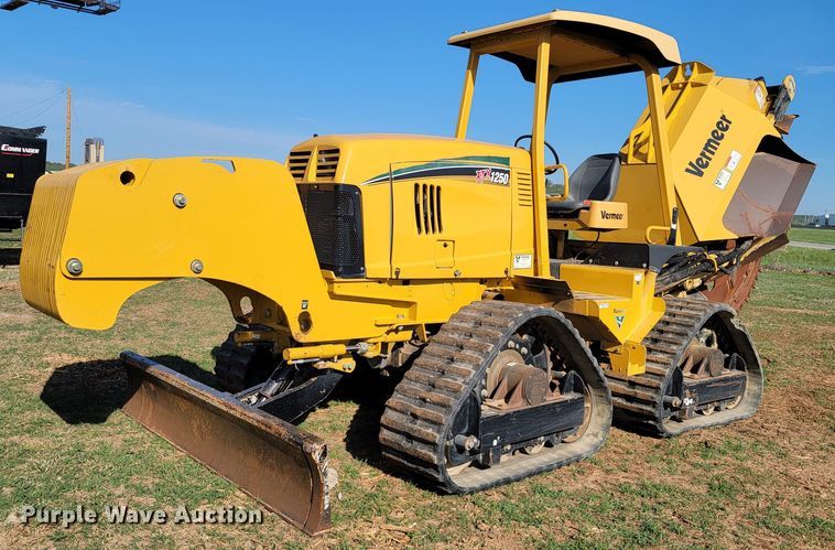 image for item HP9726 2013 Vermeer RTX1250  rock saw