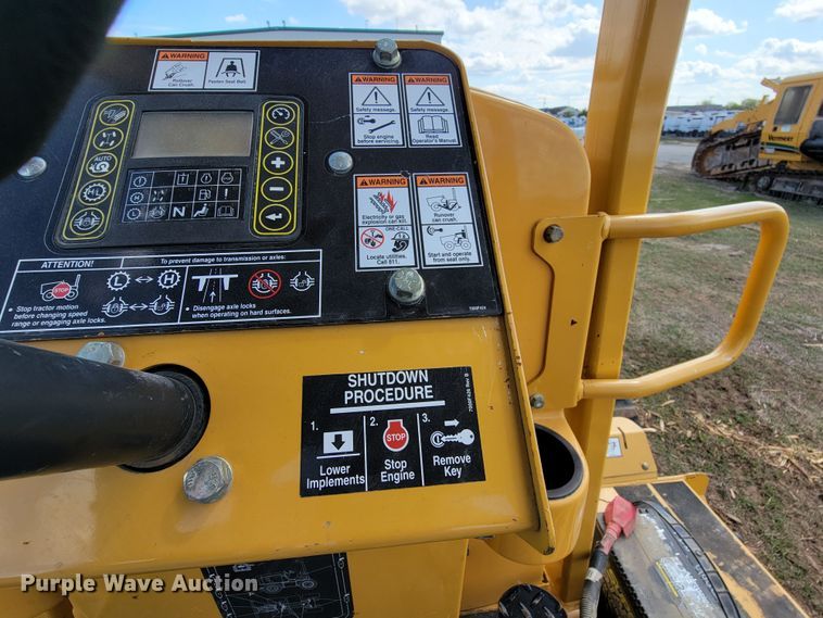 image for item HP9726 2013 Vermeer RTX1250  rock saw