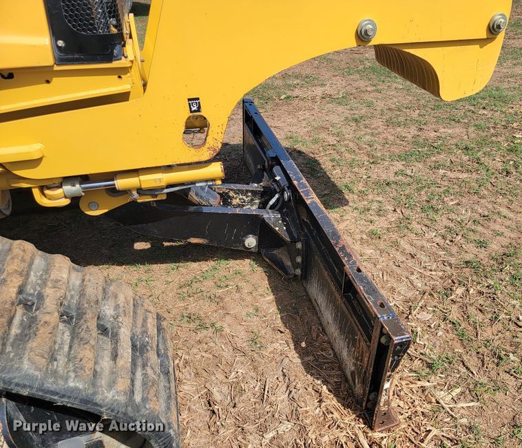 image for item HP9726 2013 Vermeer RTX1250  rock saw