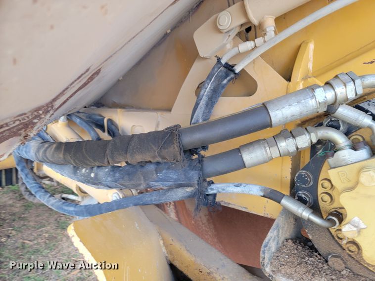 image for item HP9726 2013 Vermeer RTX1250  rock saw