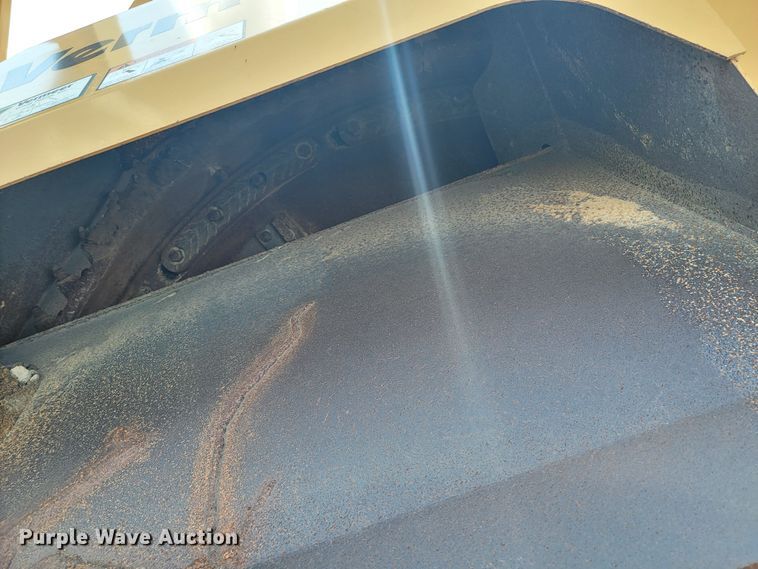 image for item HP9726 2013 Vermeer RTX1250  rock saw