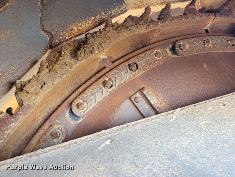 image for item HP9726 2013 Vermeer RTX1250  rock saw