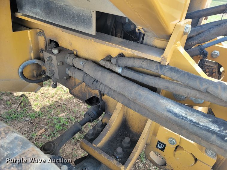 image for item HP9726 2013 Vermeer RTX1250  rock saw