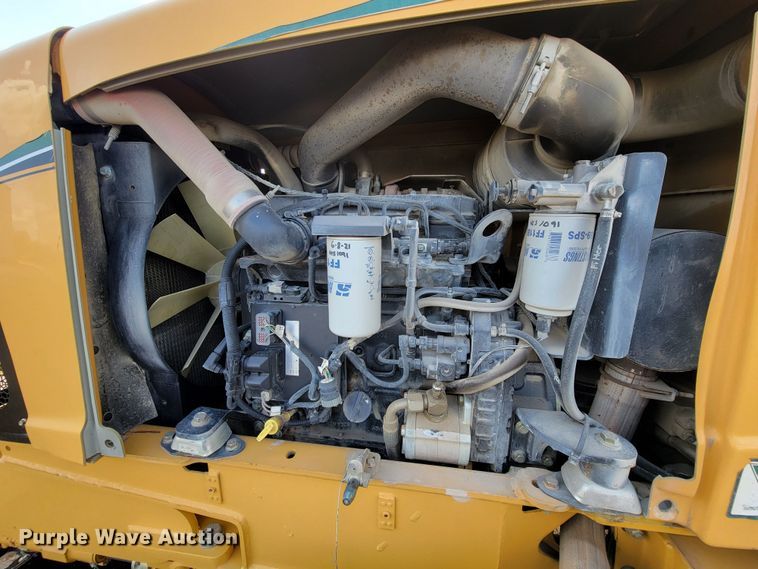 image for item HP9726 2013 Vermeer RTX1250  rock saw