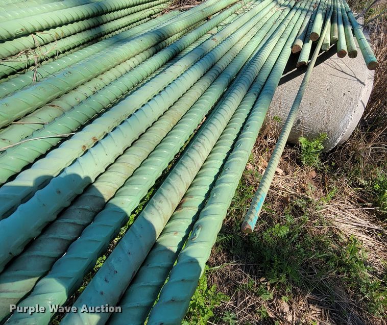 image for item HP9729 Approximately 90 sticks of epoxy coated rebar