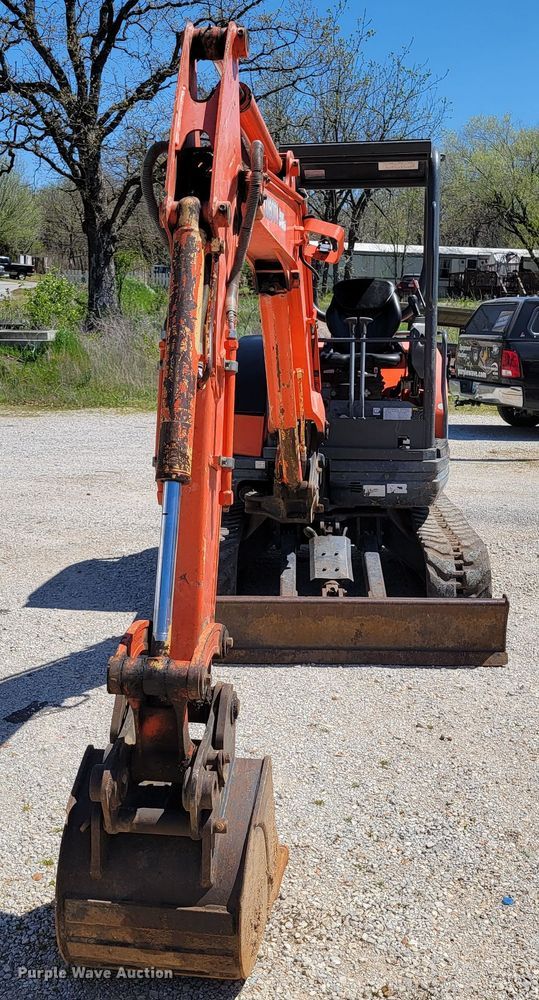 image for item HP9730 2010 Kubota KX71-3 Super Series  mini excavator