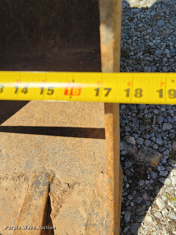 image for item HP9730 2010 Kubota KX71-3 Super Series  mini excavator