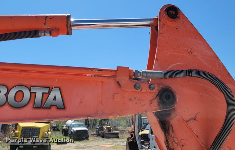 image for item HP9730 2010 Kubota KX71-3 Super Series  mini excavator