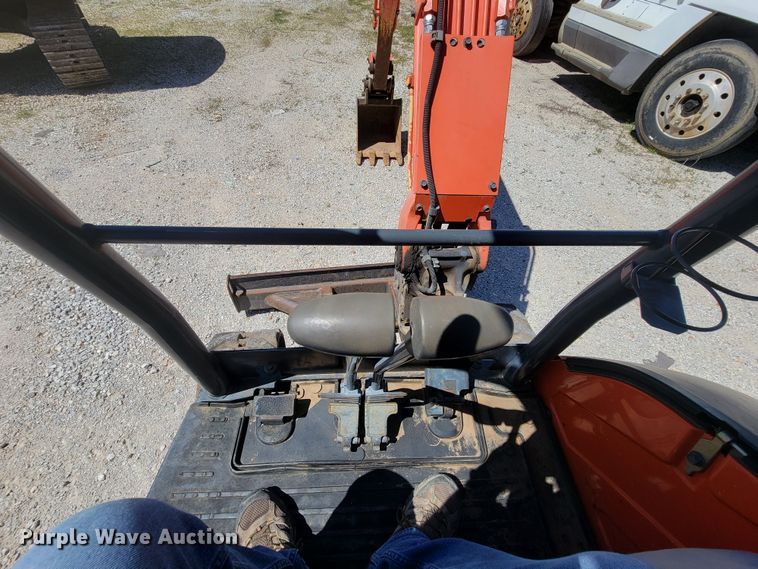 image for item HP9730 2010 Kubota KX71-3 Super Series  mini excavator