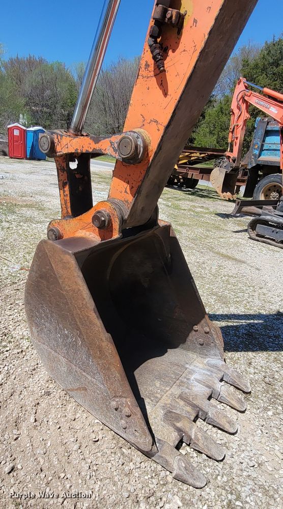 image for item HP9731 1993 Hitachi EX100-2  excavator