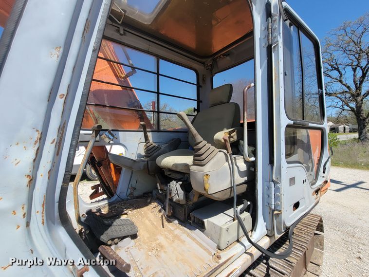 image for item HP9731 1993 Hitachi EX100-2  excavator