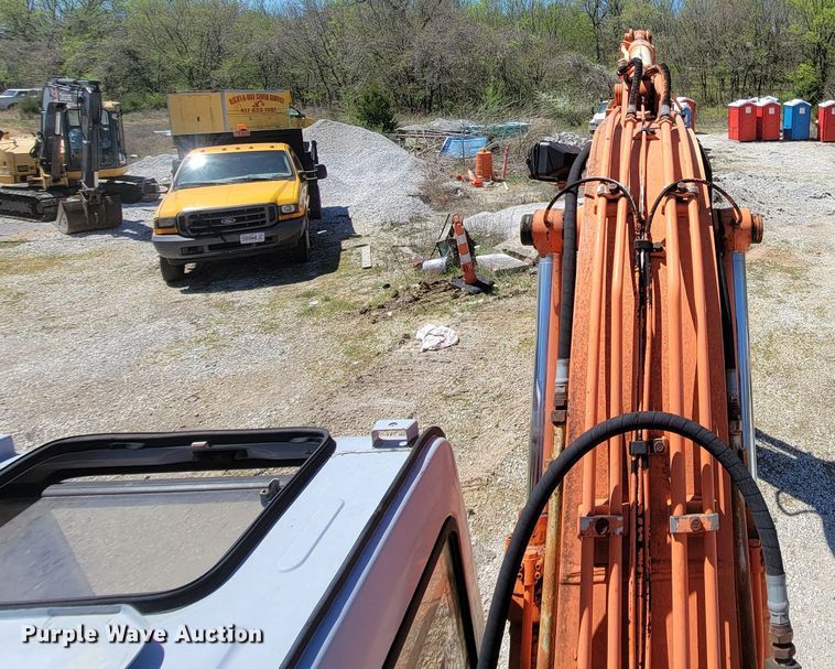 image for item HP9731 1993 Hitachi EX100-2  excavator