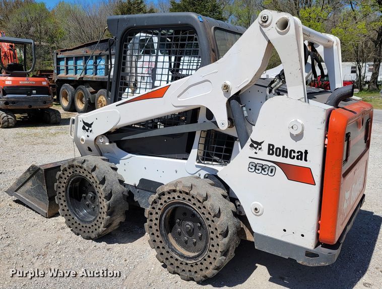 image for item HP9732 2016 Bobcat S530  skid steer loader