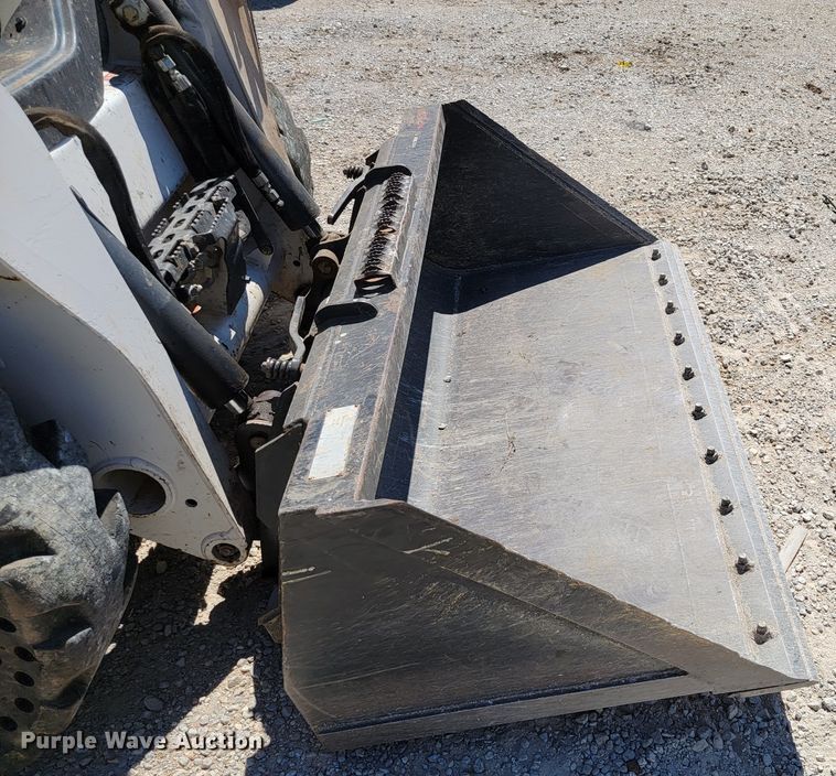 image for item HP9732 2016 Bobcat S530  skid steer loader