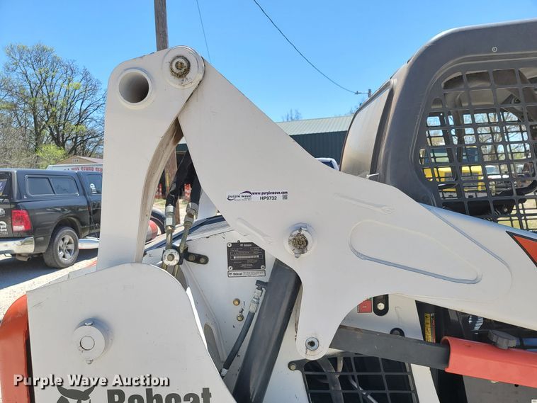 image for item HP9732 2016 Bobcat S530  skid steer loader