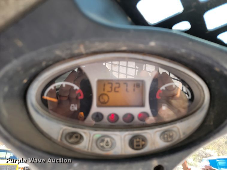 image for item HP9732 2016 Bobcat S530  skid steer loader