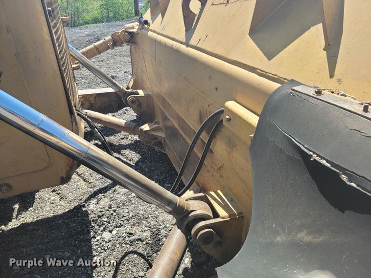 image for item HP9747 Dresser TD25G  dozer