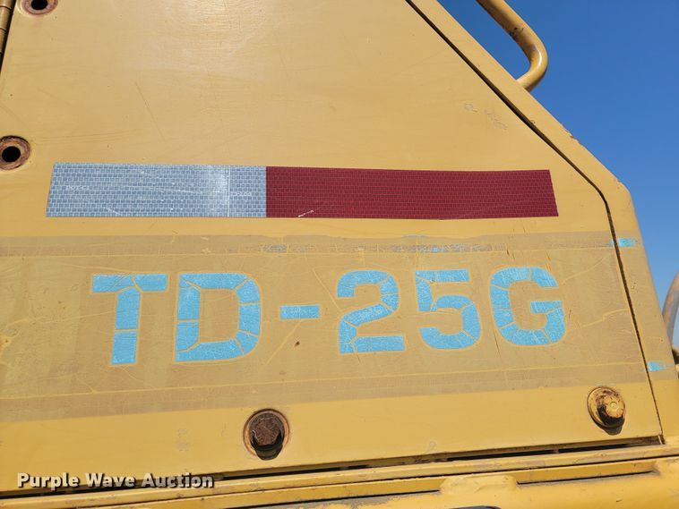 image for item HP9747 Dresser TD25G  dozer
