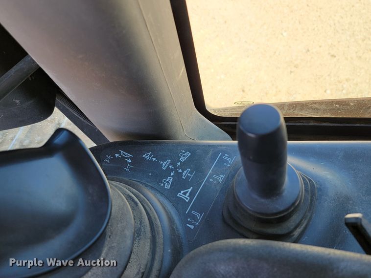 image for item HY9006 2014 Case 1650M XLT  dozer