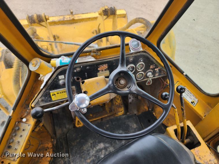 image for item IL9103 Fiat-Allis 745C  wheel loader