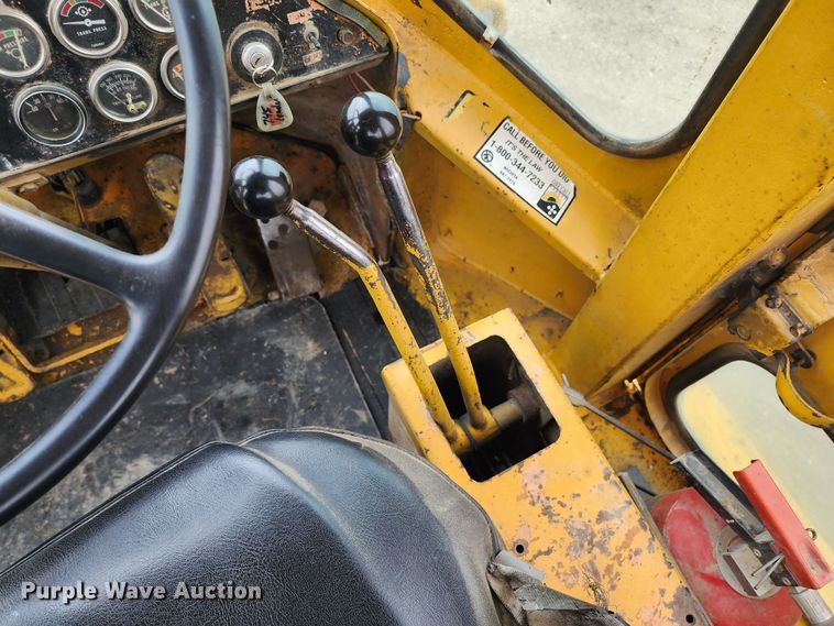 image for item IL9103 Fiat-Allis 745C  wheel loader