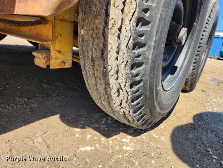 image for item JB9456 Equipment trailer