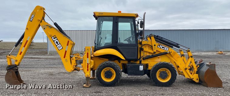 image for item JW9160 2011 JCB 2CX-12-4WS  backhoe
