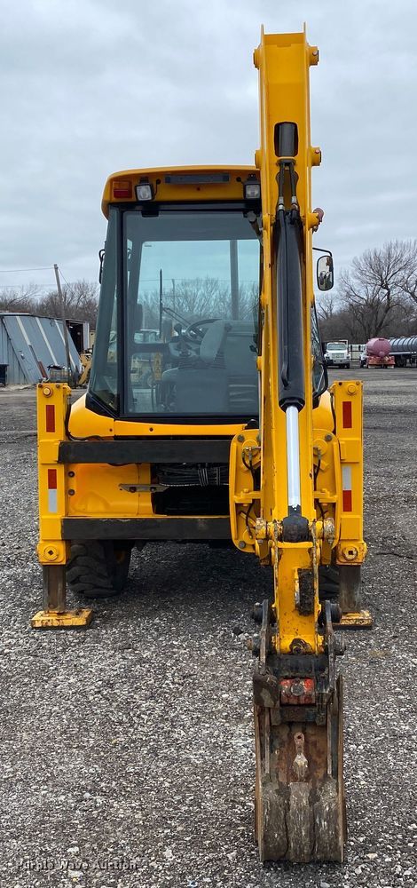 image for item JW9160 2011 JCB 2CX-12-4WS  backhoe