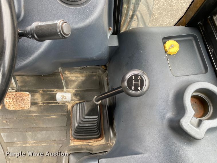 image for item JW9160 2011 JCB 2CX-12-4WS  backhoe