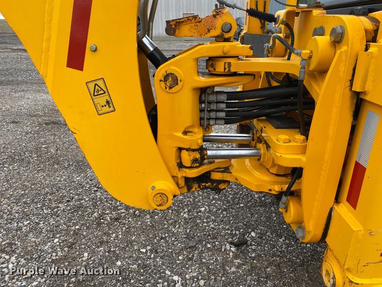 image for item JW9160 2011 JCB 2CX-12-4WS  backhoe