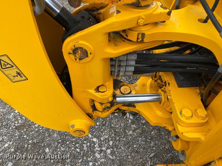 image for item JW9160 2011 JCB 2CX-12-4WS  backhoe