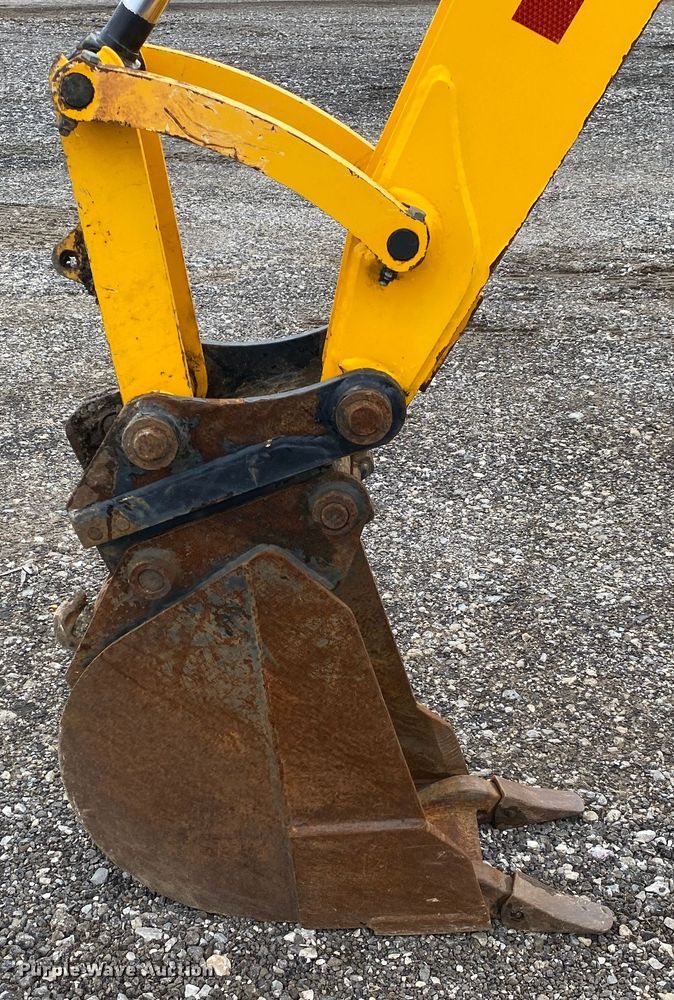 image for item JW9160 2011 JCB 2CX-12-4WS  backhoe
