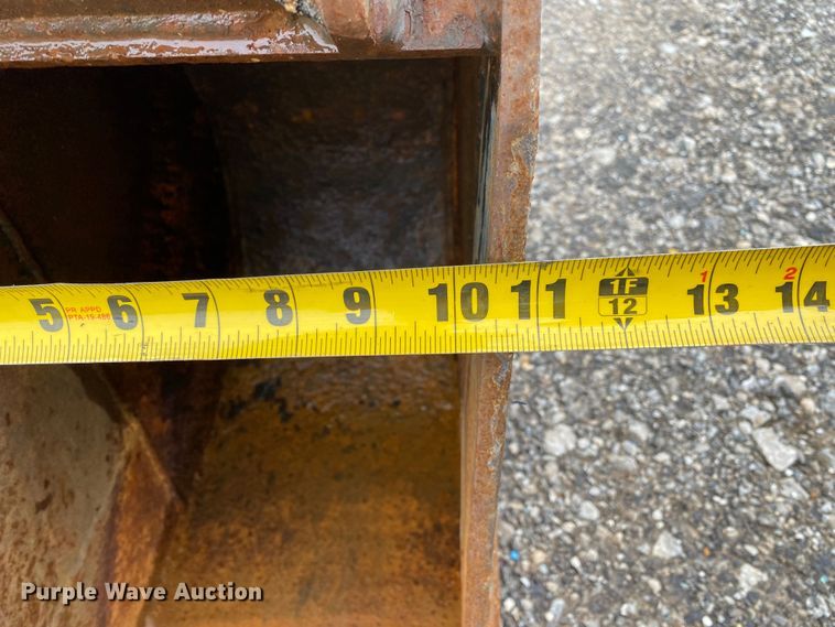 image for item JW9160 2011 JCB 2CX-12-4WS  backhoe