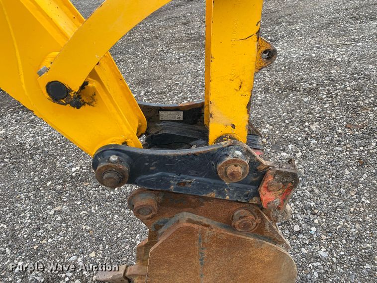 image for item JW9160 2011 JCB 2CX-12-4WS  backhoe