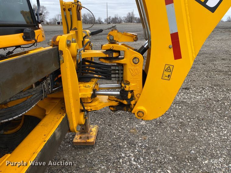 image for item JW9160 2011 JCB 2CX-12-4WS  backhoe