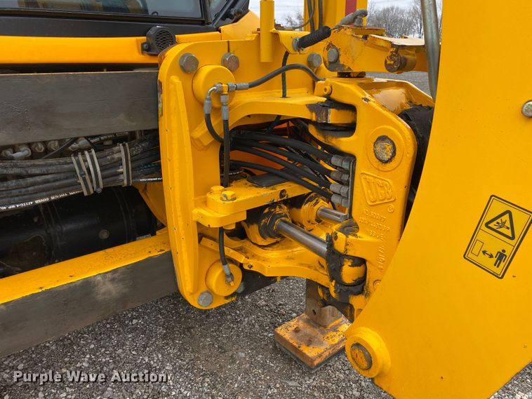 image for item JW9160 2011 JCB 2CX-12-4WS  backhoe