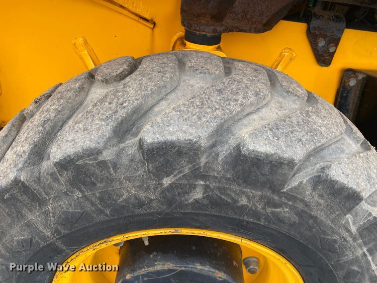 image for item JW9160 2011 JCB 2CX-12-4WS  backhoe