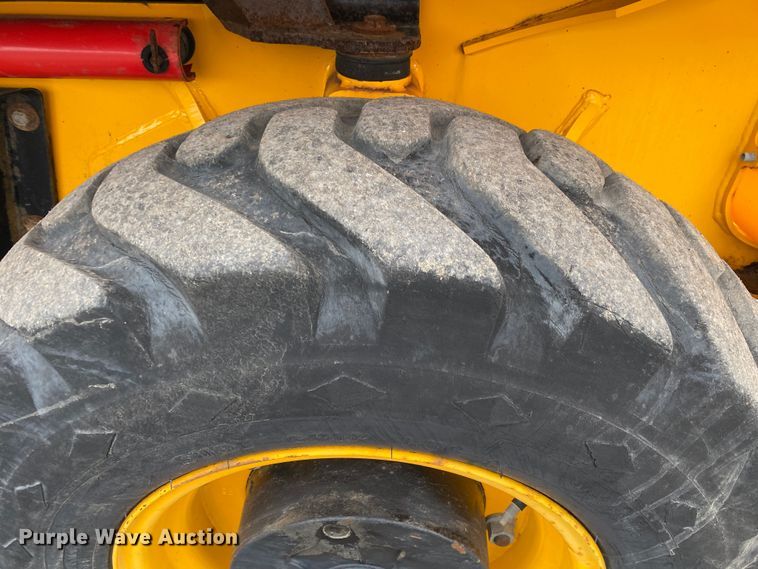 image for item JW9160 2011 JCB 2CX-12-4WS  backhoe