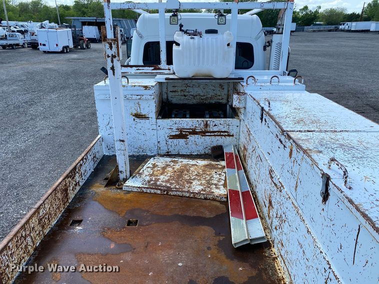 image for item KB9463 2007 Freightliner Business Class M2  Crew Cab crane truck