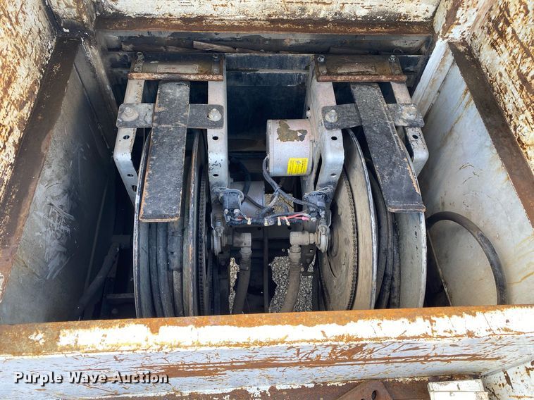 image for item KB9463 2007 Freightliner Business Class M2  Crew Cab crane truck