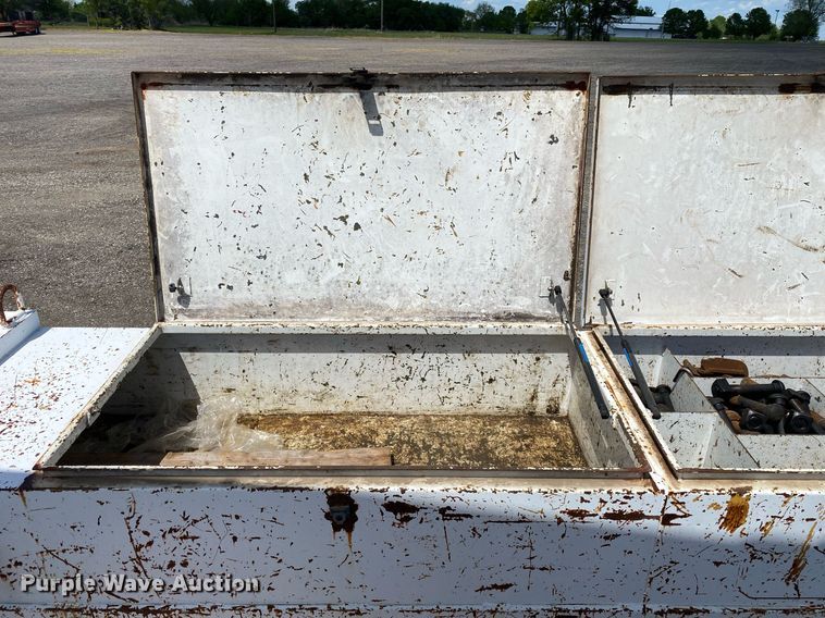 image for item KB9463 2007 Freightliner Business Class M2  Crew Cab crane truck