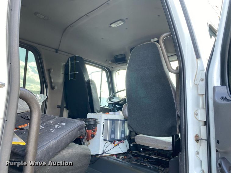 image for item KB9463 2007 Freightliner Business Class M2  Crew Cab crane truck