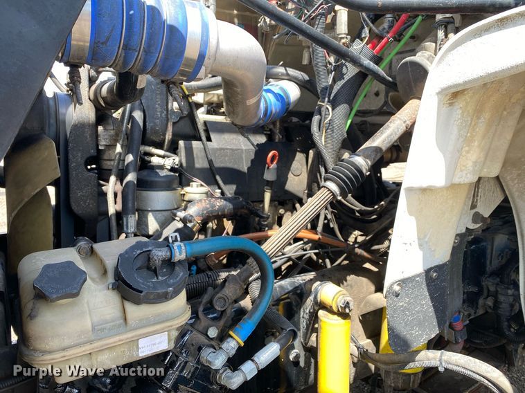 image for item KB9463 2007 Freightliner Business Class M2  Crew Cab crane truck