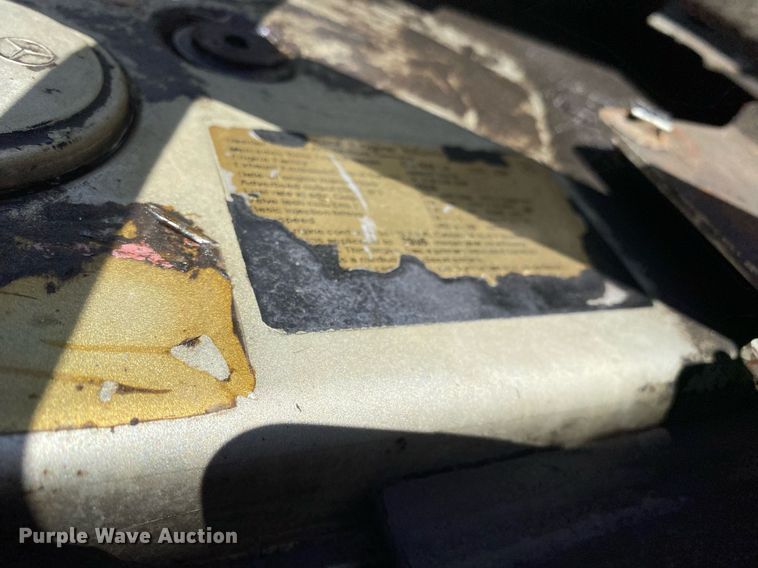 image for item KB9463 2007 Freightliner Business Class M2  Crew Cab crane truck