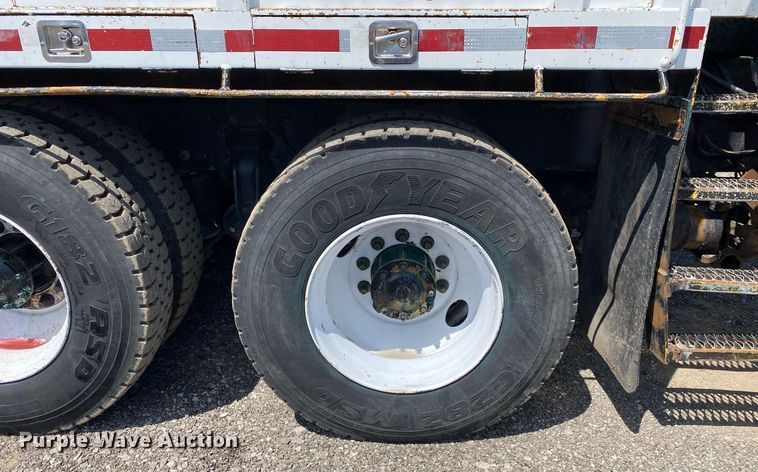 image for item KB9463 2007 Freightliner Business Class M2  Crew Cab crane truck